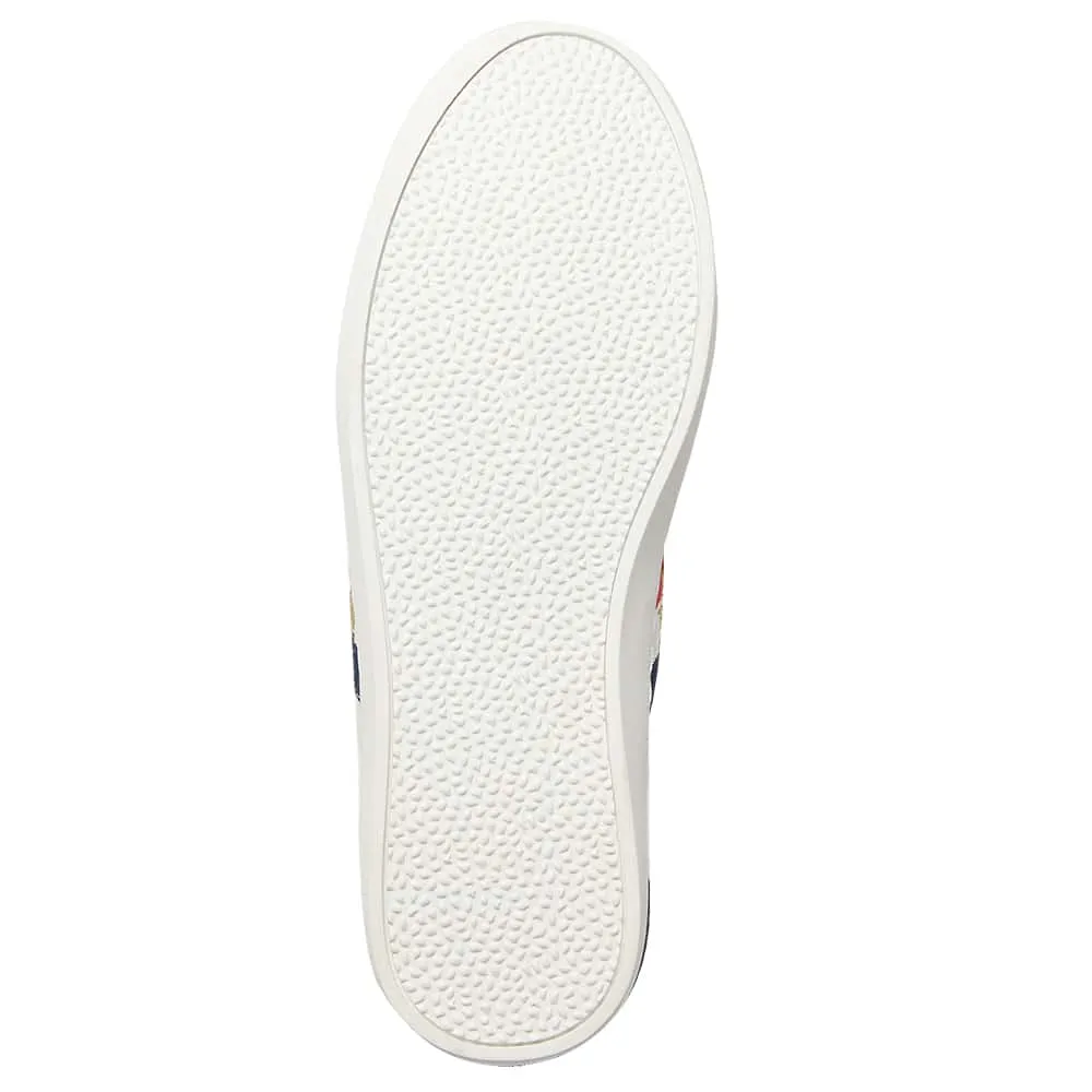 Belem Sneaker in White And Gold Leather