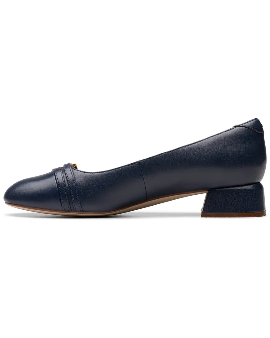 Clarks Daiss30 Court Leather Flat