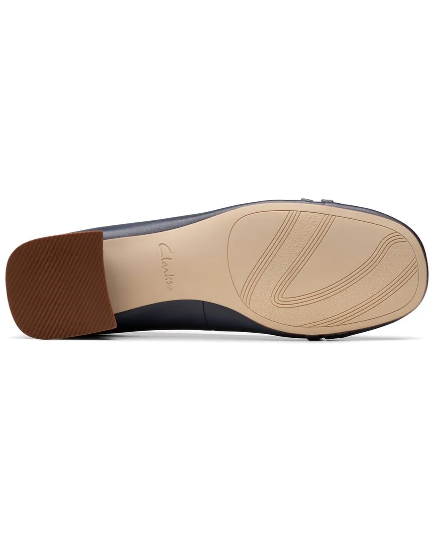 Clarks Daiss30 Court Leather Flat