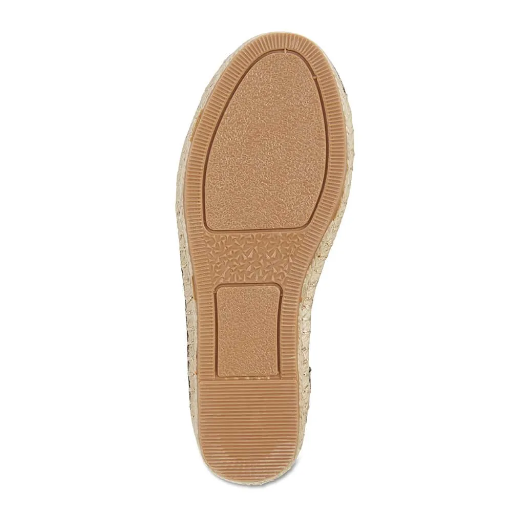 Excite Loafer in Khaki Canvas