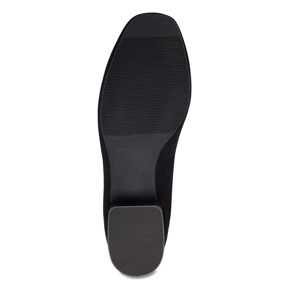 Fame Loafer in Black Suede