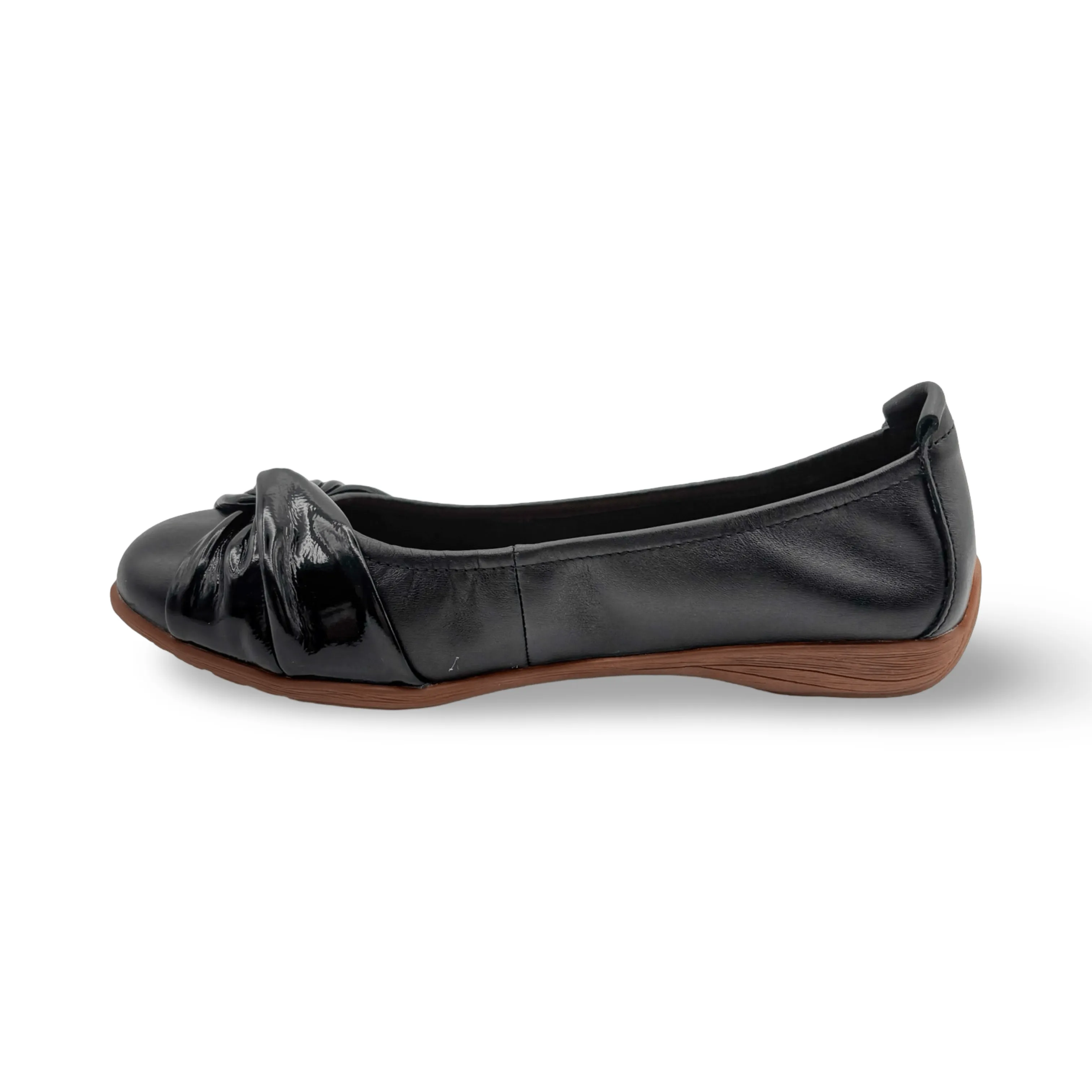 Fenja Black Leather/Patent Flat