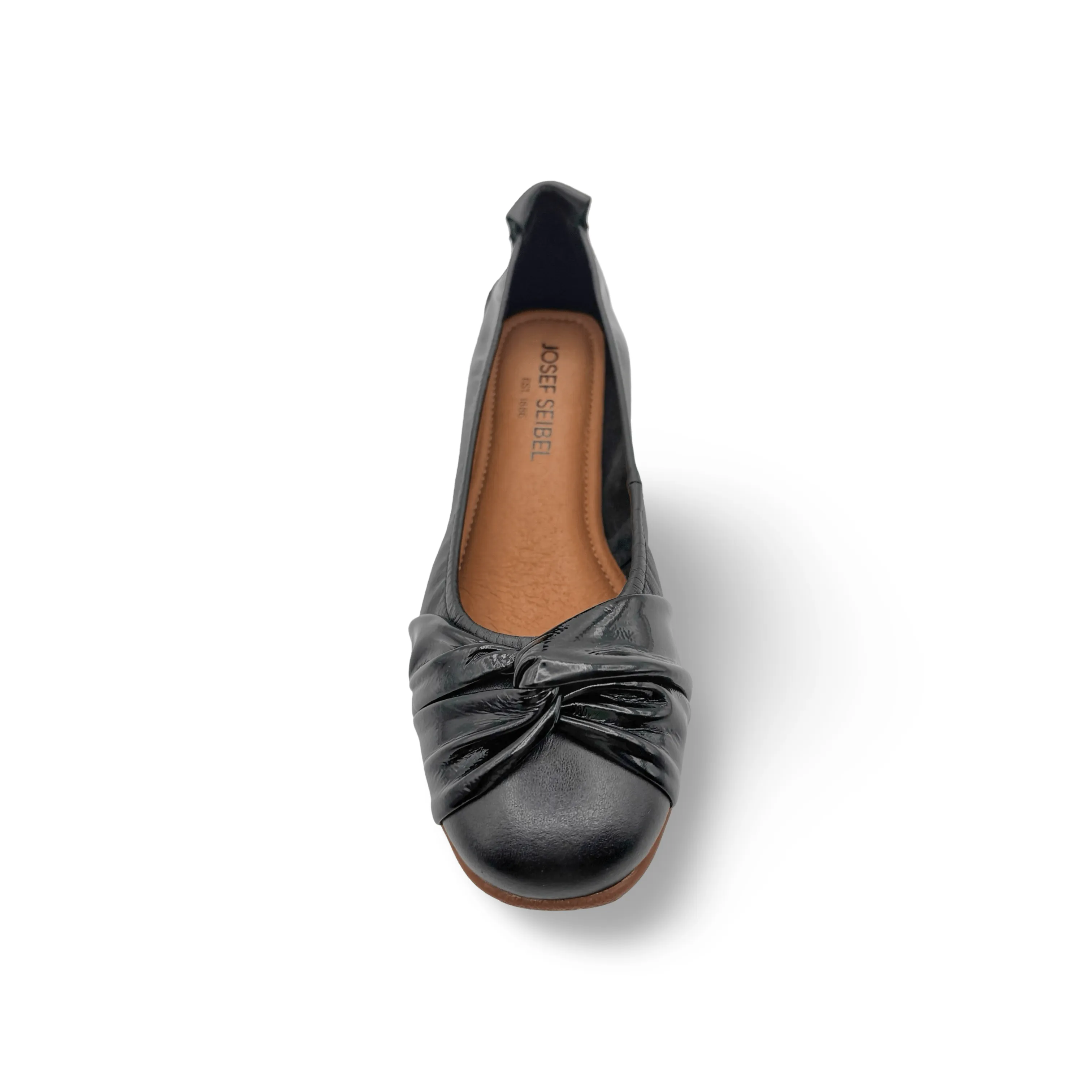 Fenja Black Leather/Patent Flat