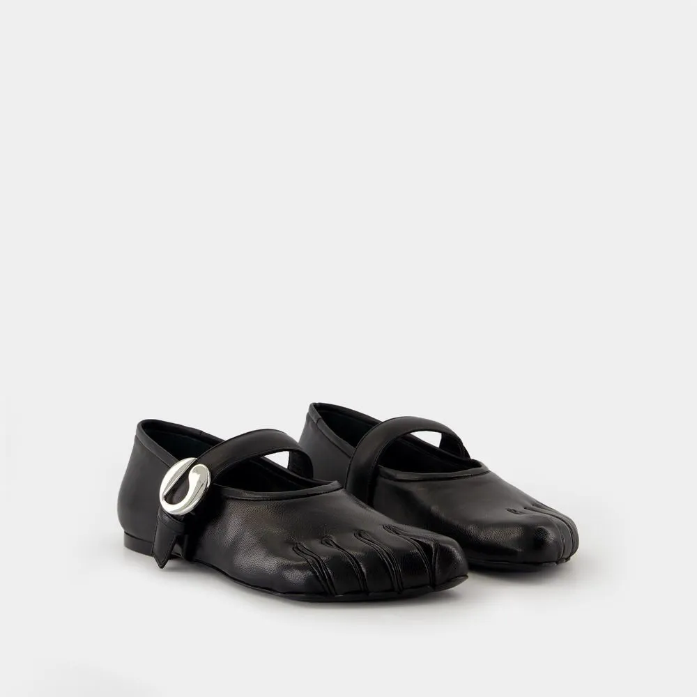 Five-Toe Leather Ballerinas With Strap Detail