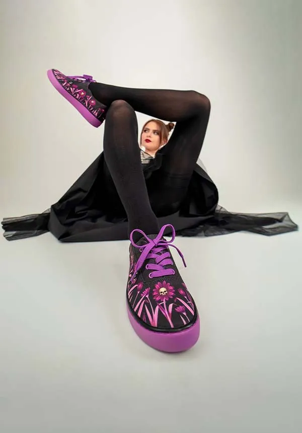 Gloomy Spring | SNEAKERS