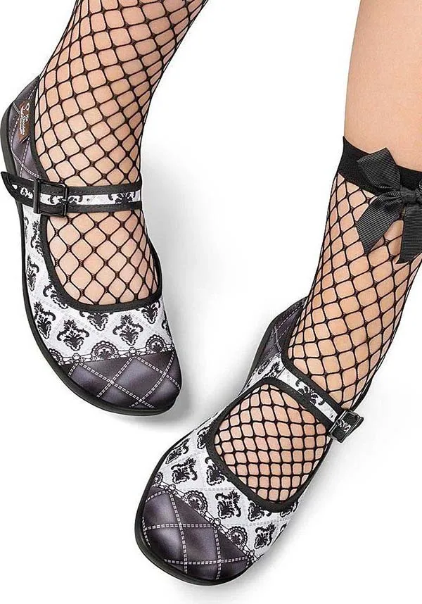 Gothic Lolita | FLATS*