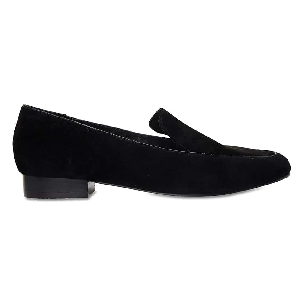 Holly Loafer in Black Suede