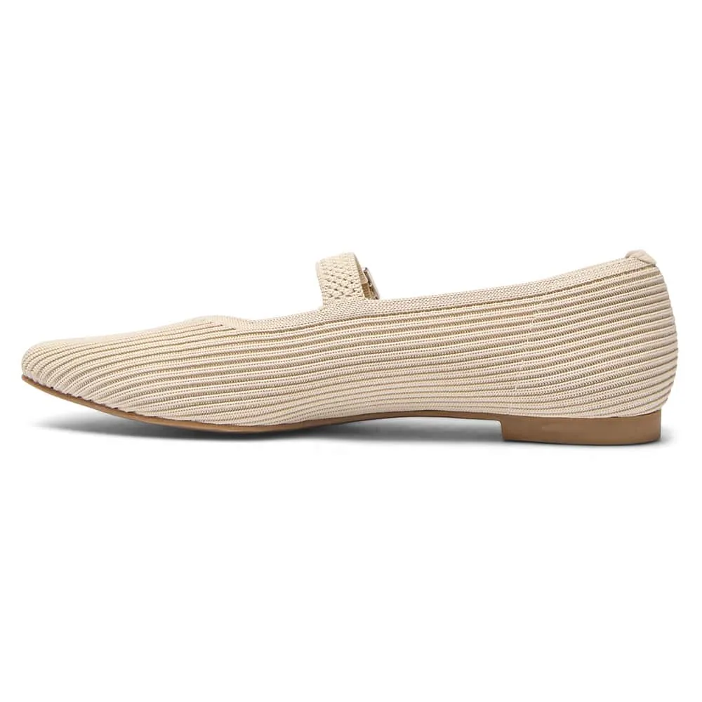 Jazz Flat in Beige Knit