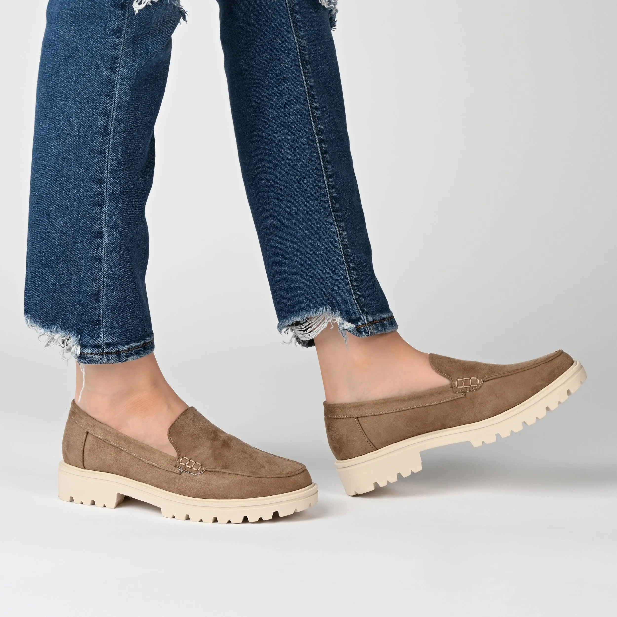 Journee Collection Women's Tru Comfort Foam Narrow Width Erika Flat