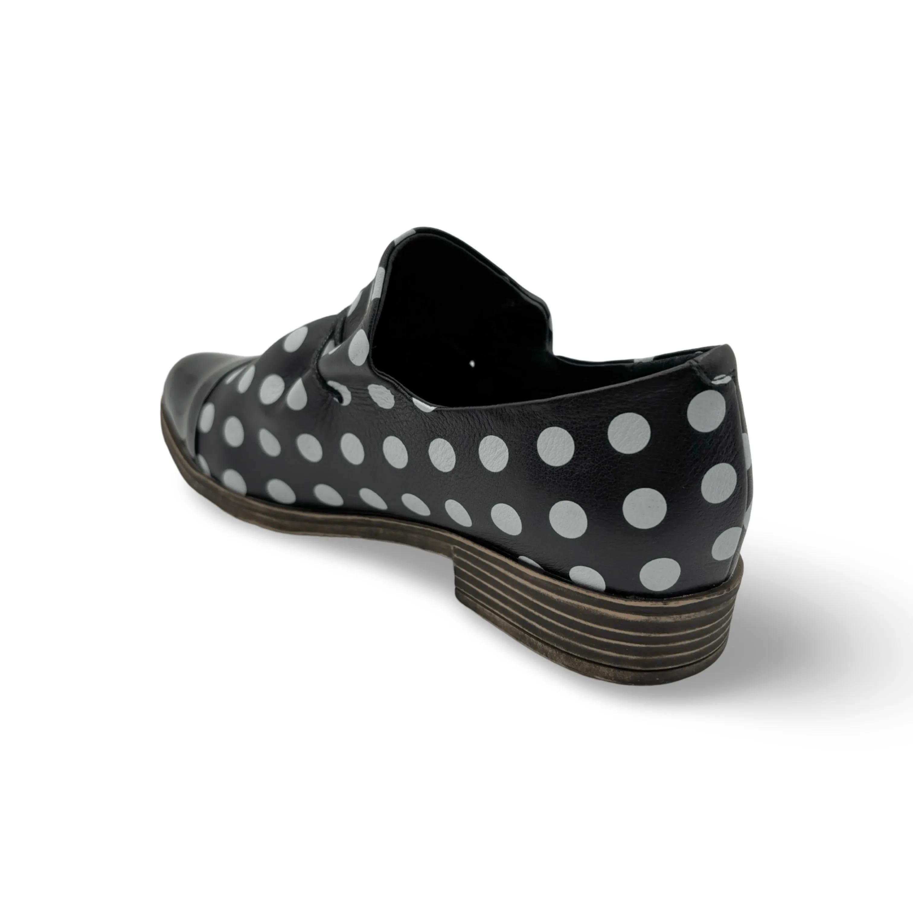Kotty Black/White Spot Flat