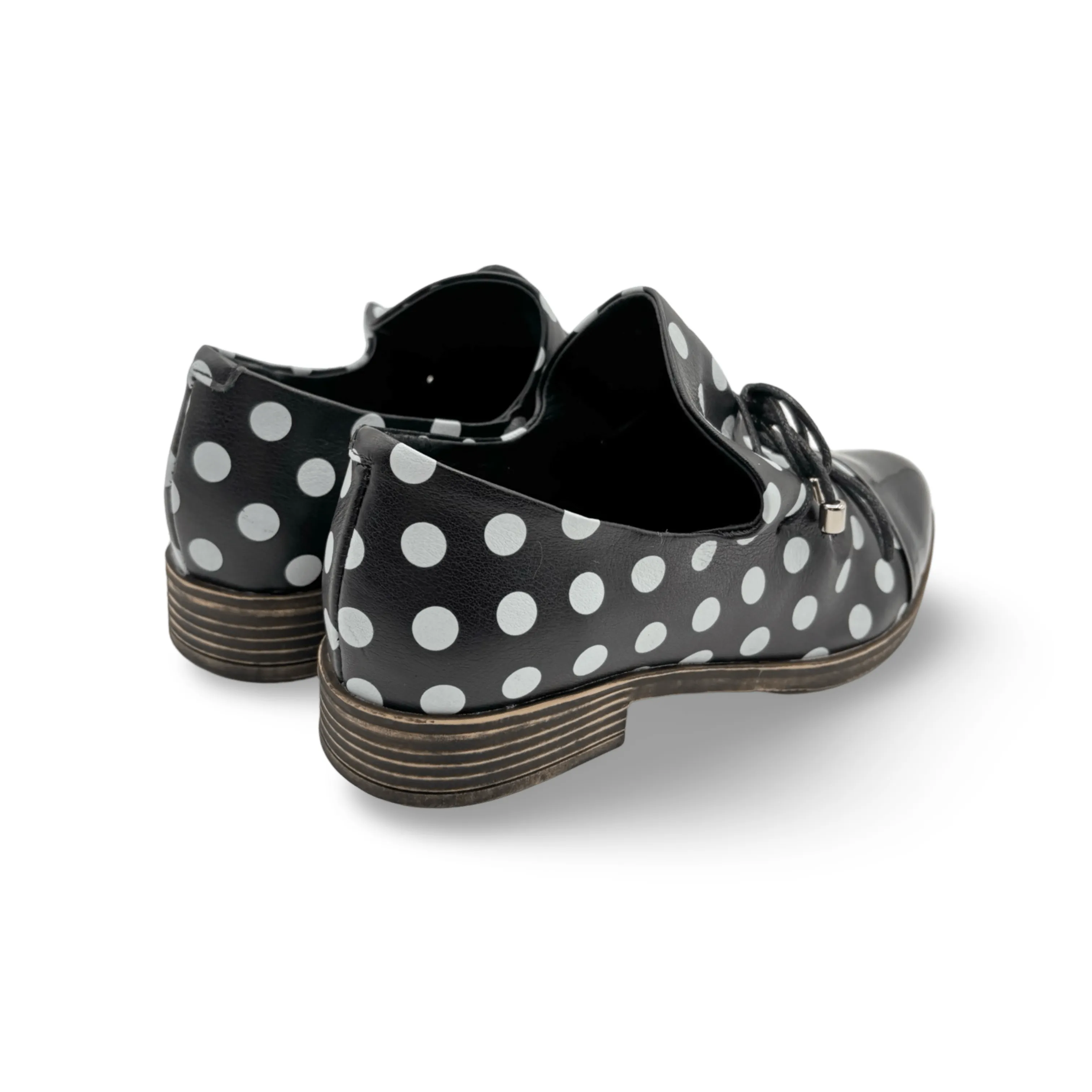 Kotty Black/White Spot Flat