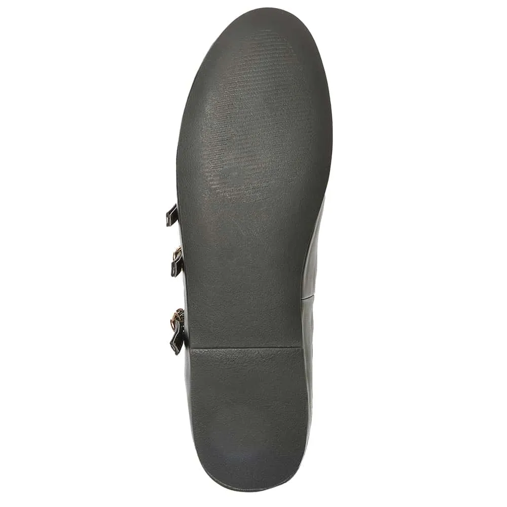 Layla Flat in Black Patent