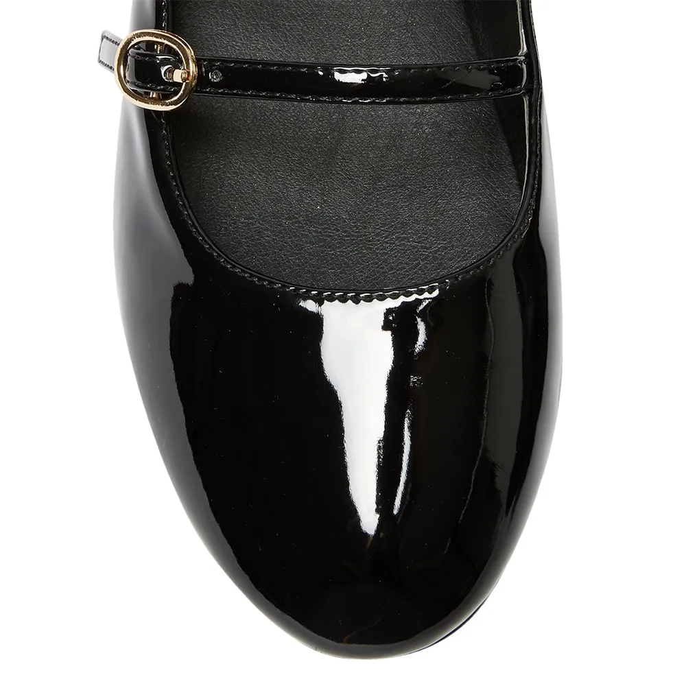 Layla Flat in Black Patent