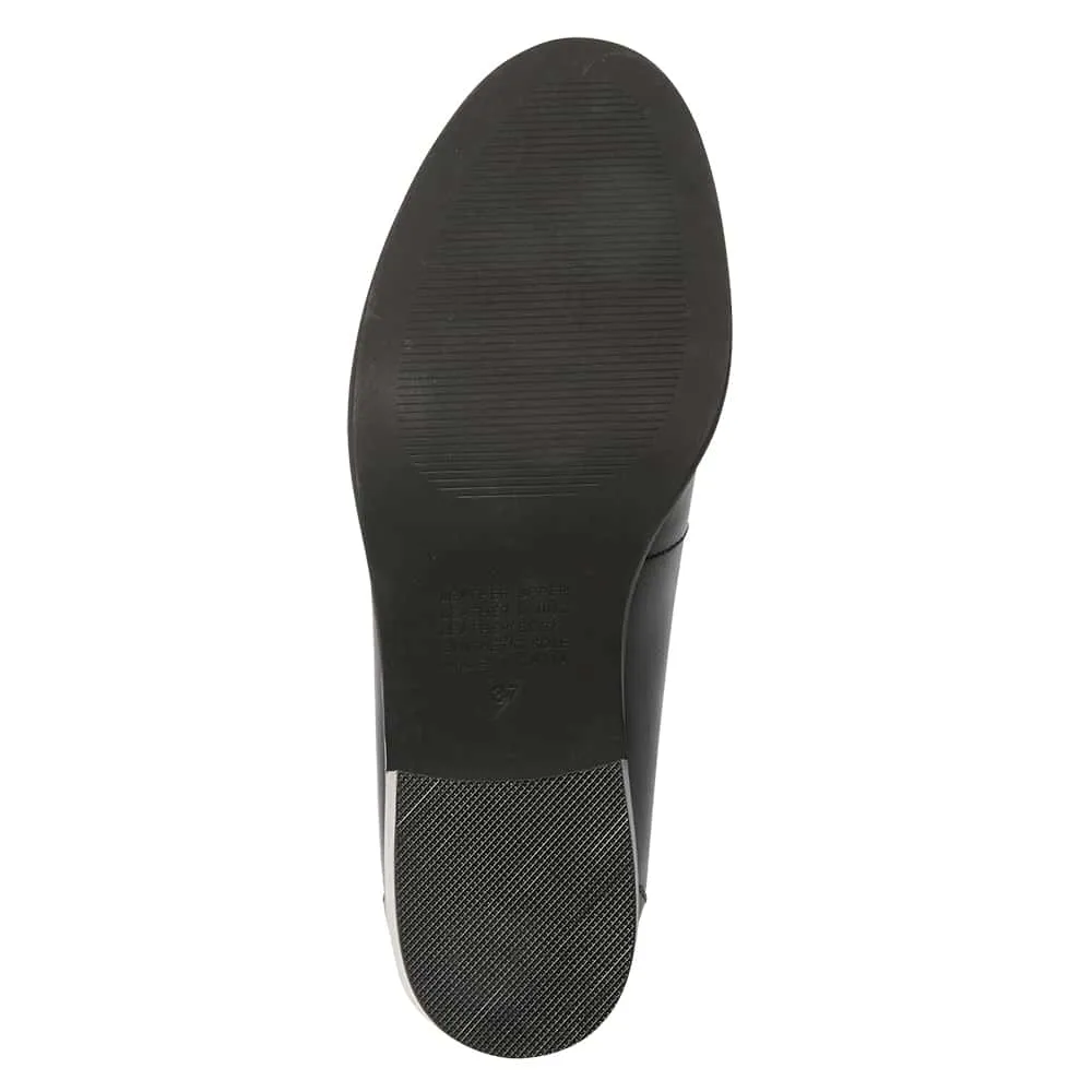 Lincoln Loafer in Black Leather