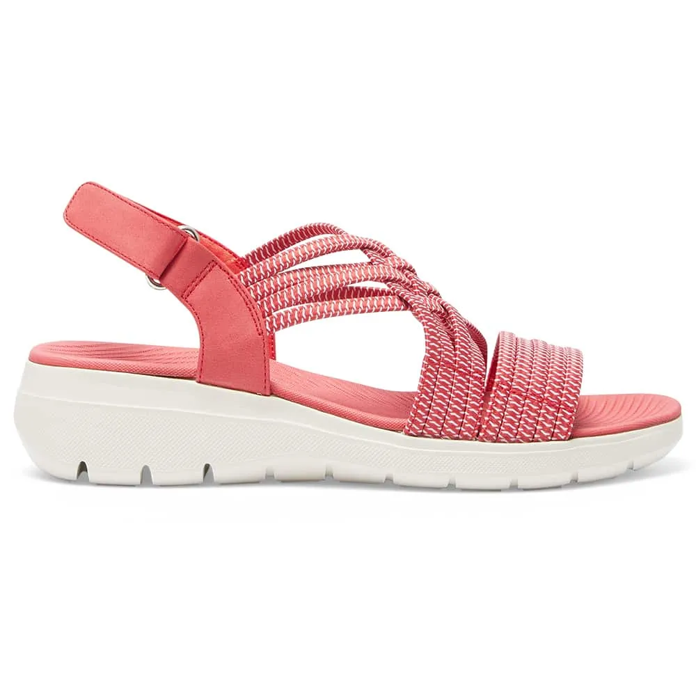Luna Sandal in Red