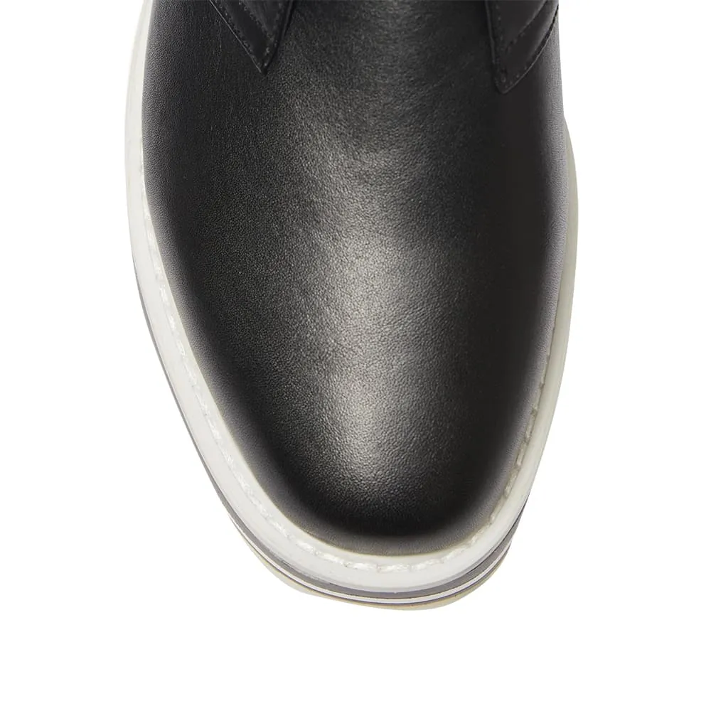 Oklahoma Brogue in Black Leather