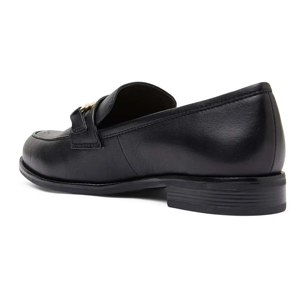 Paragon Loafer in Black Leather