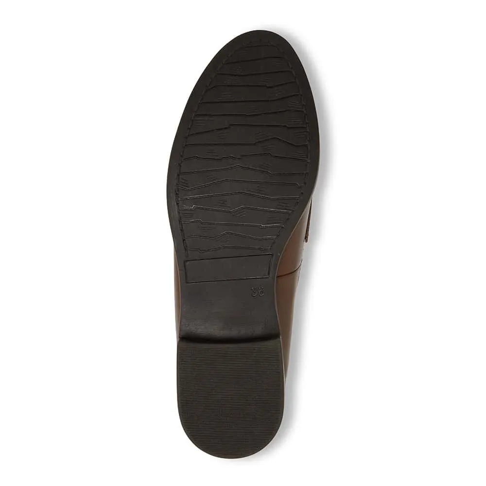 Paragon Loafer in Brown Leather