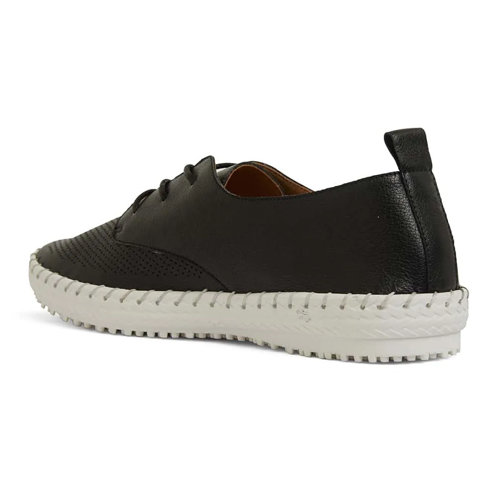 Ripley Sneaker in Black Leather