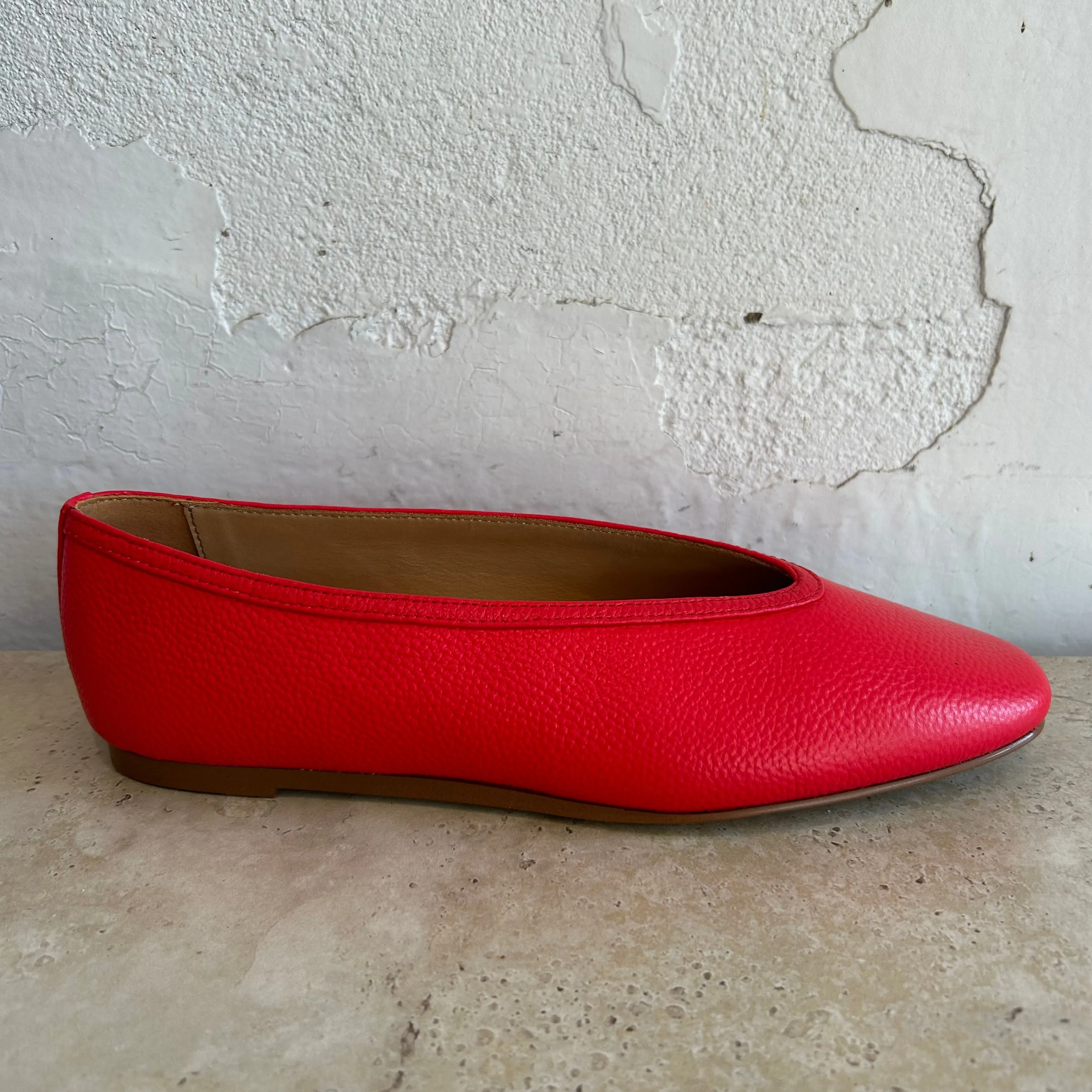 Rollie Ballet V Flats Red Tumble