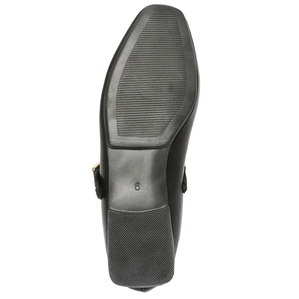 Romy Flat in Black Smooth