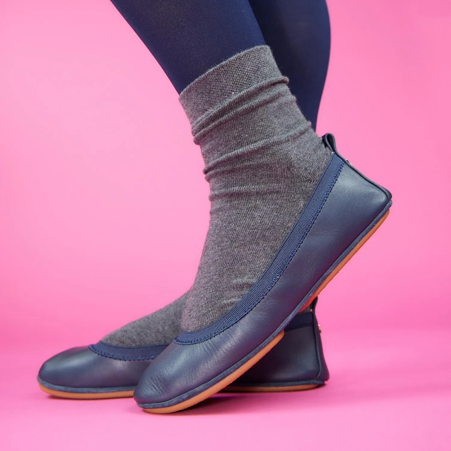 Samara Foldable Ballet Flat in Deep Navy Leather
