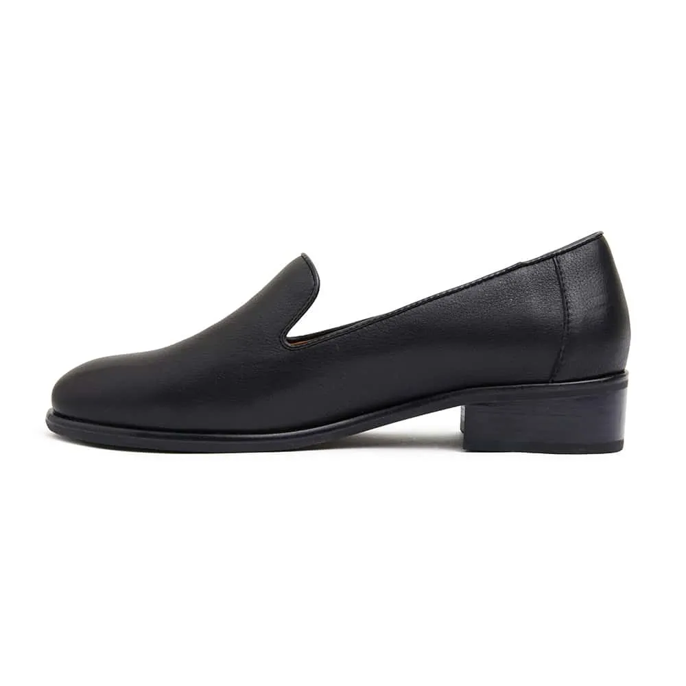 Sanford Loafer in Black Leather
