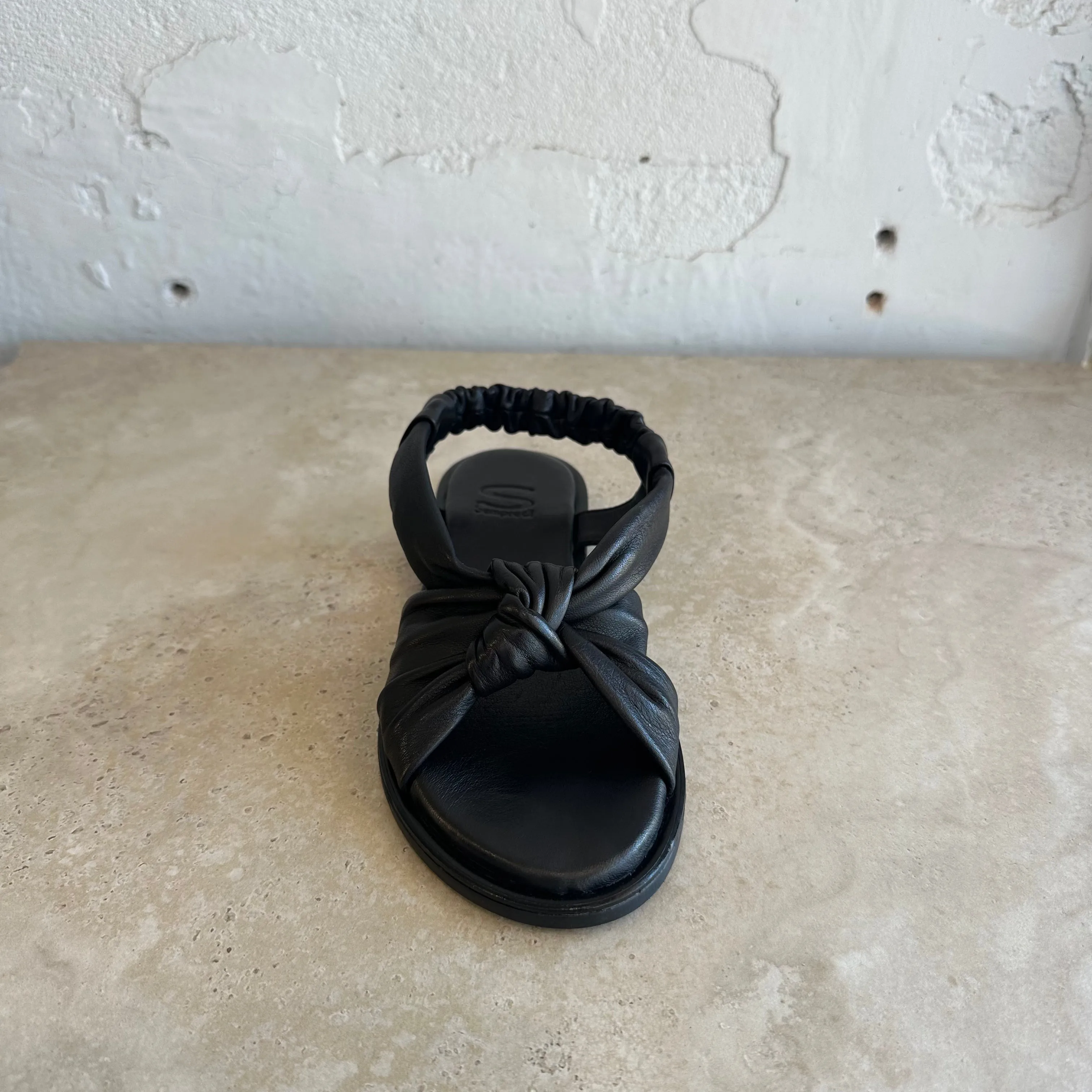 Sempre Di 938 Black