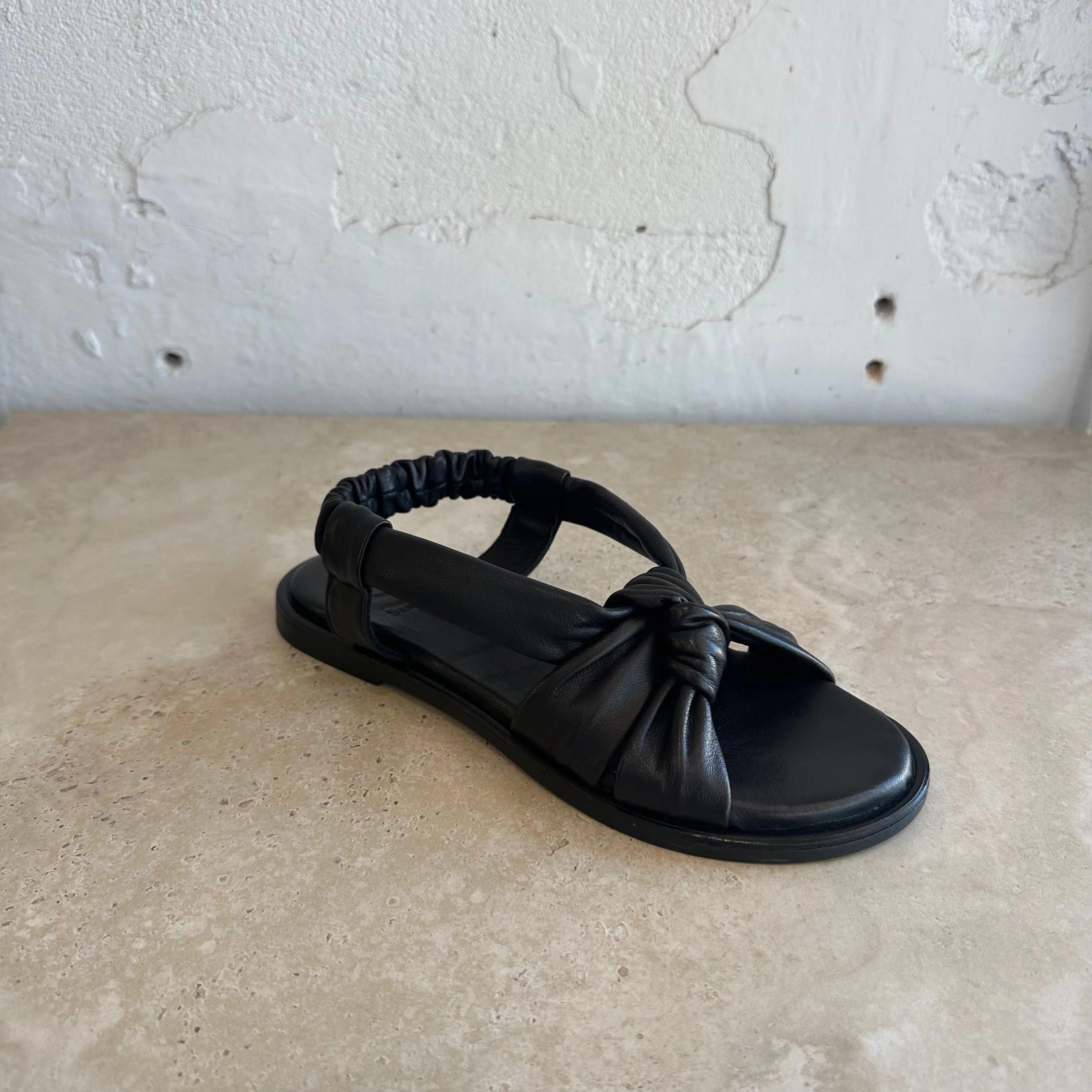 Sempre Di 938 Black