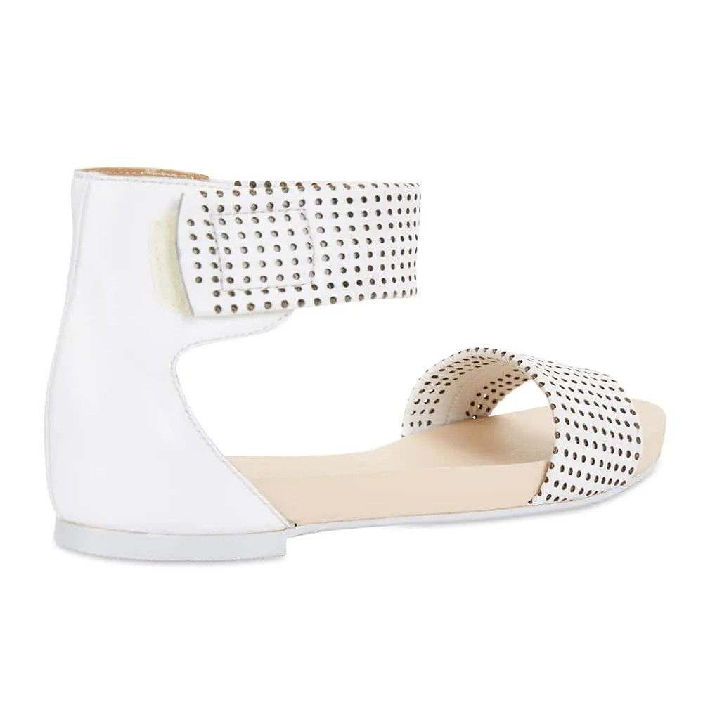 Shelly Sandal in White Leather