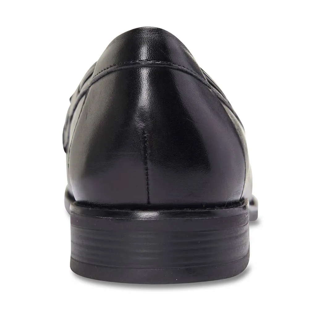 Sinatra Loafer in Black Leather