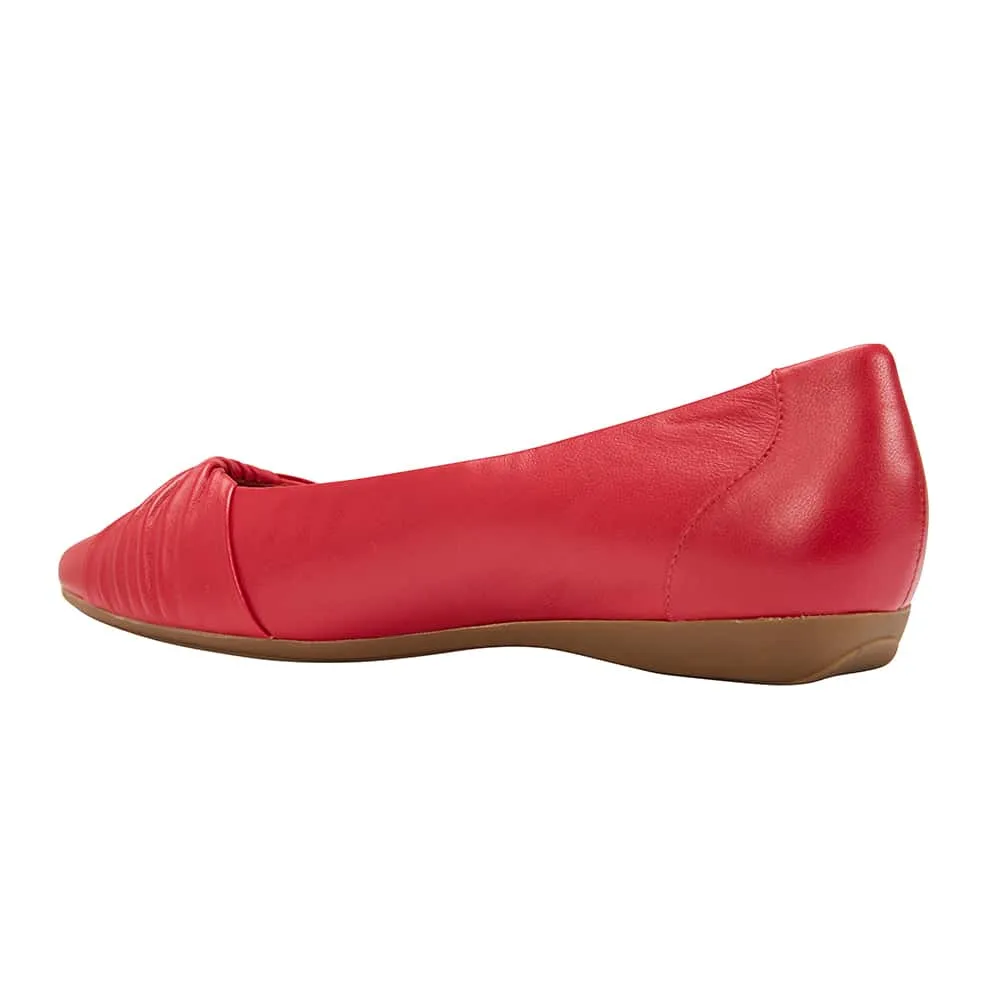 Tammy Flat in Cherry Leather