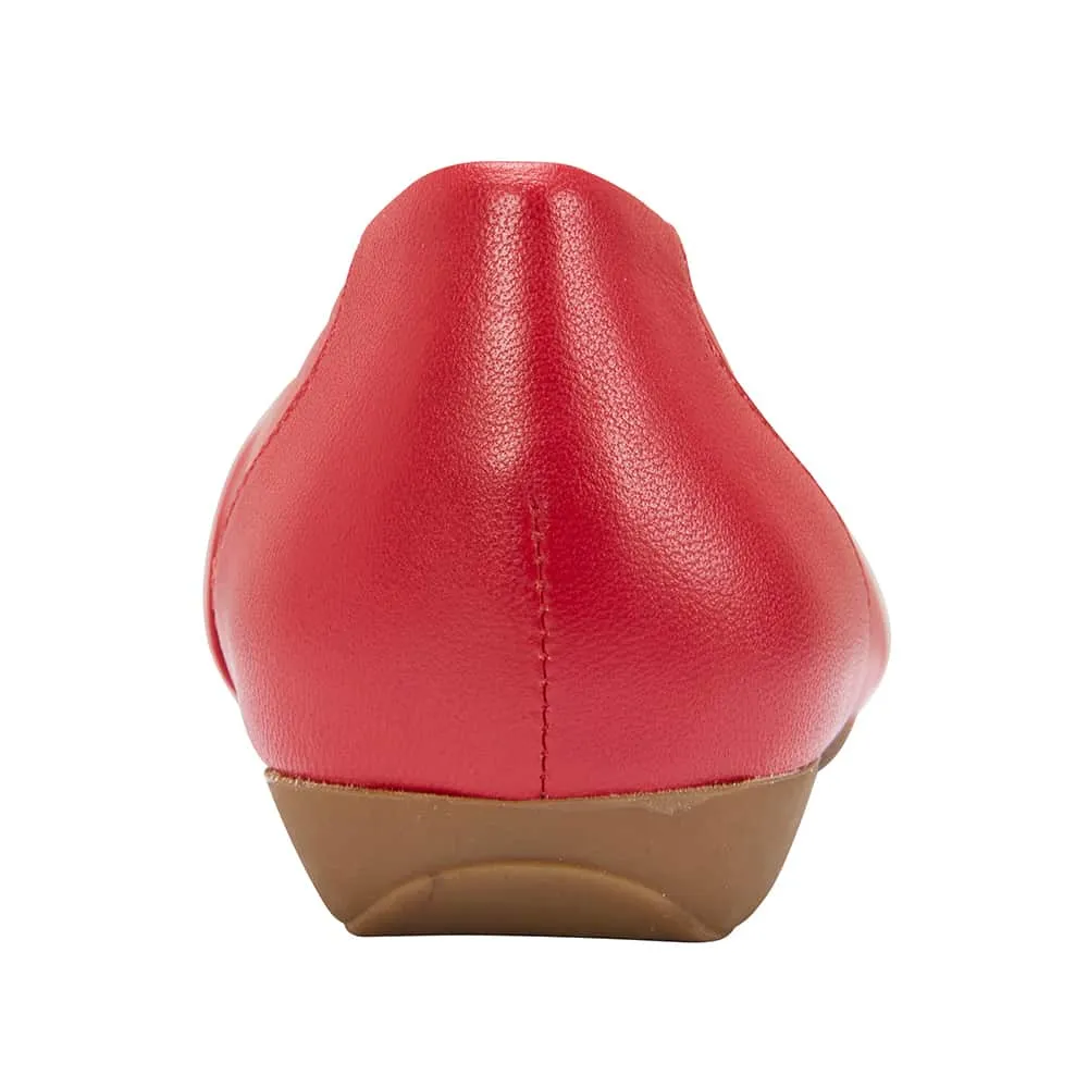 Tammy Flat in Cherry Leather