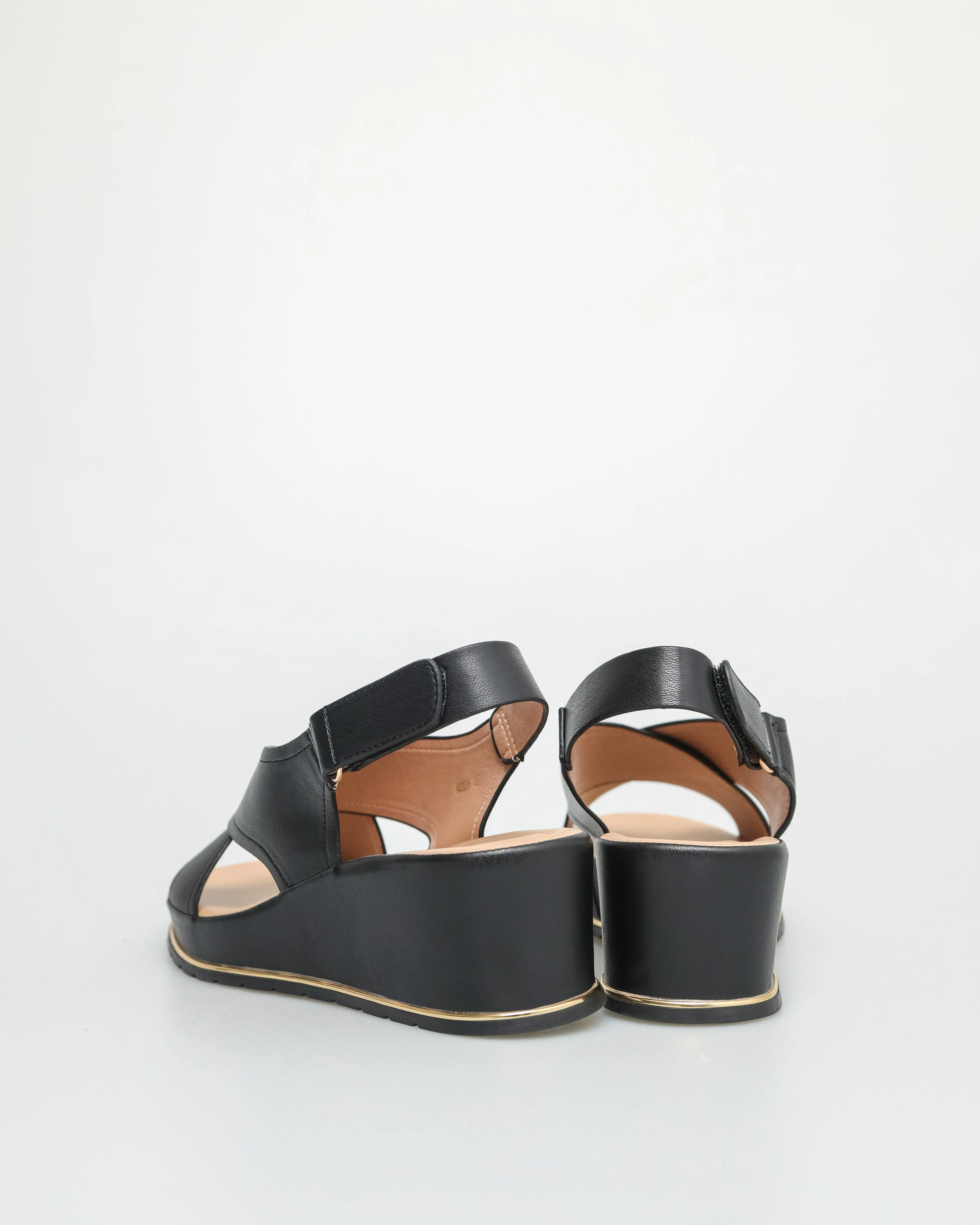 Tomaz NN325 Ladies Double Cross Strap Sandal