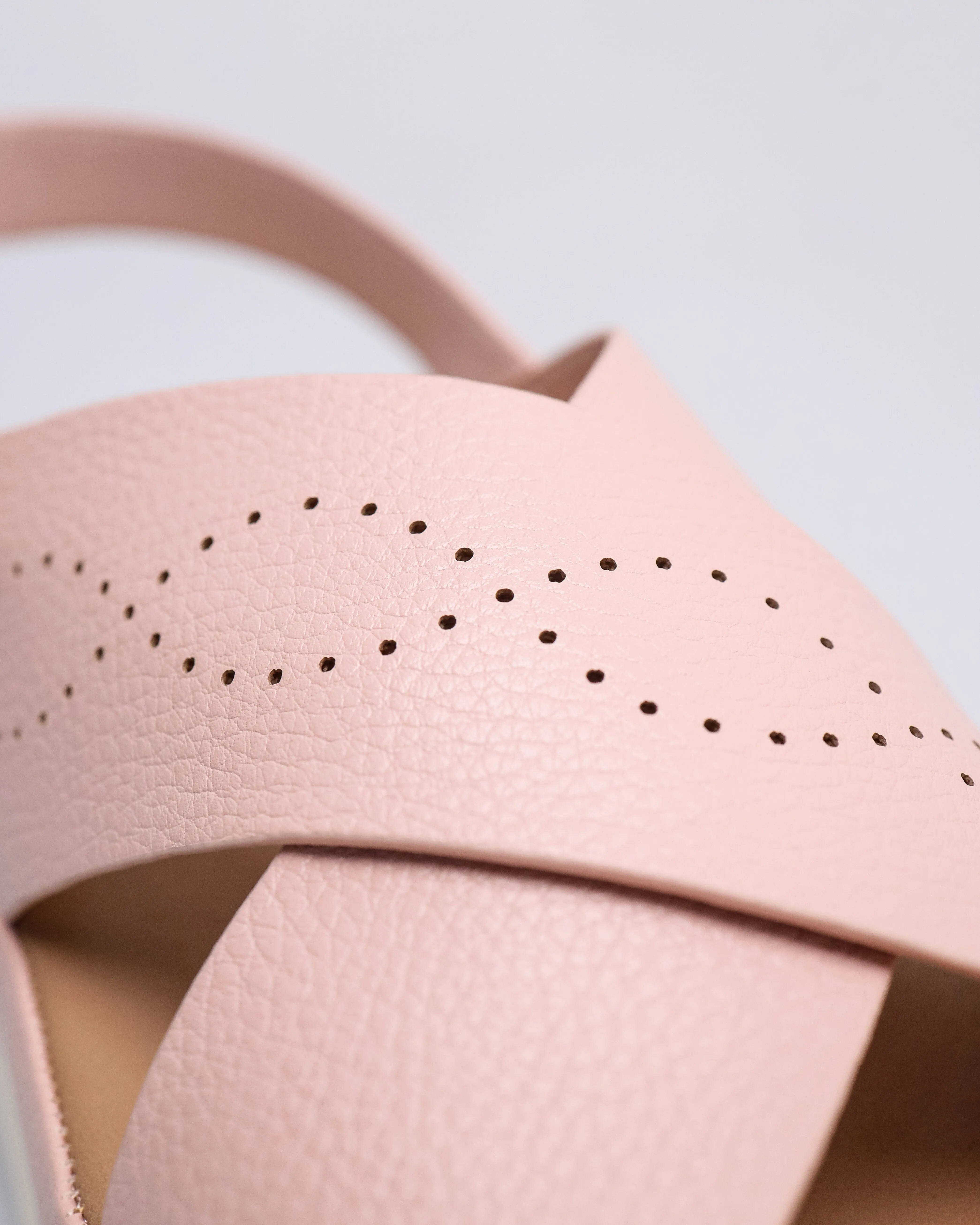 Tomaz NN561 Ladies Crossover Sandal