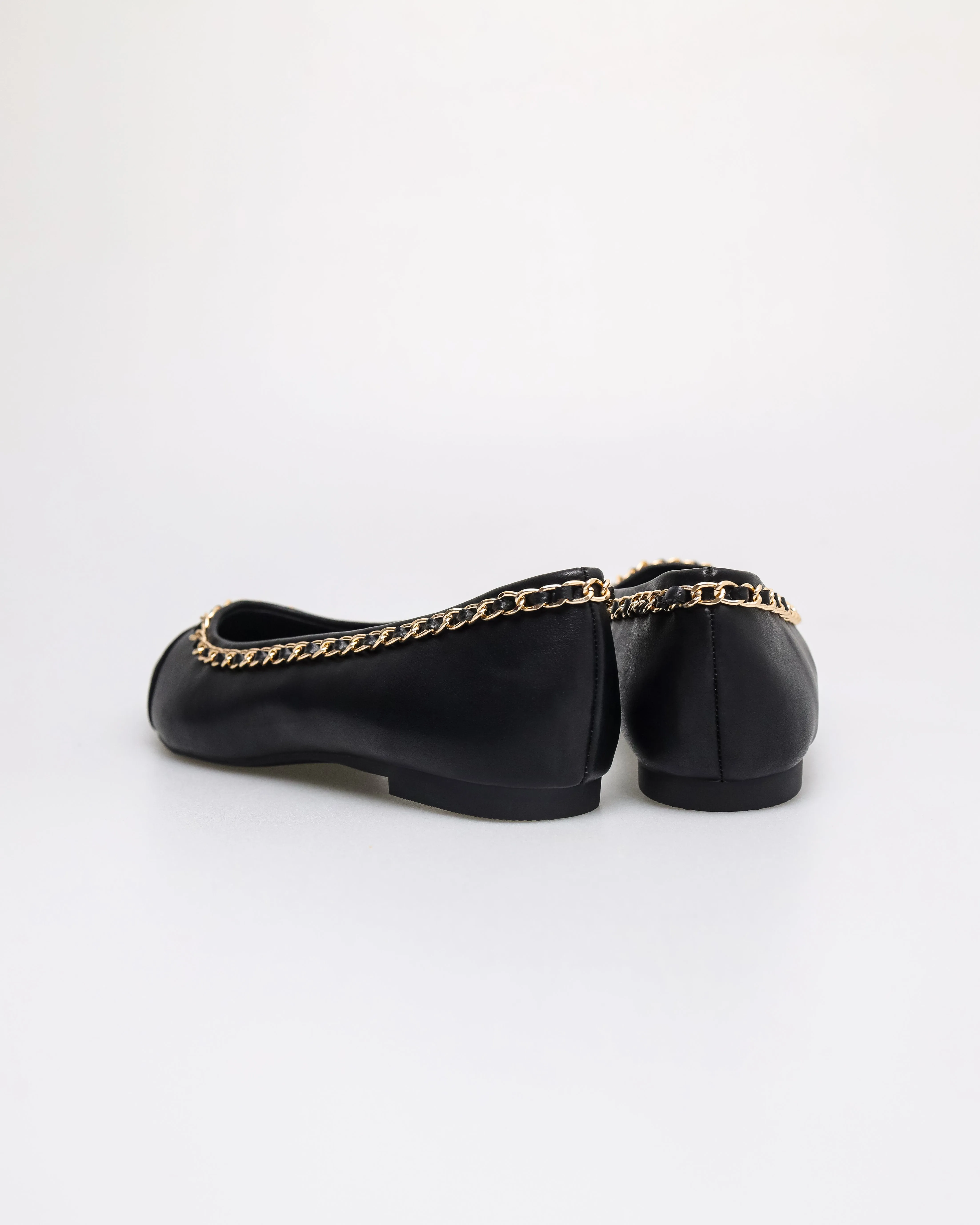 Tomaz YX190 Ladies Chain-Trimmed Ballet Flat