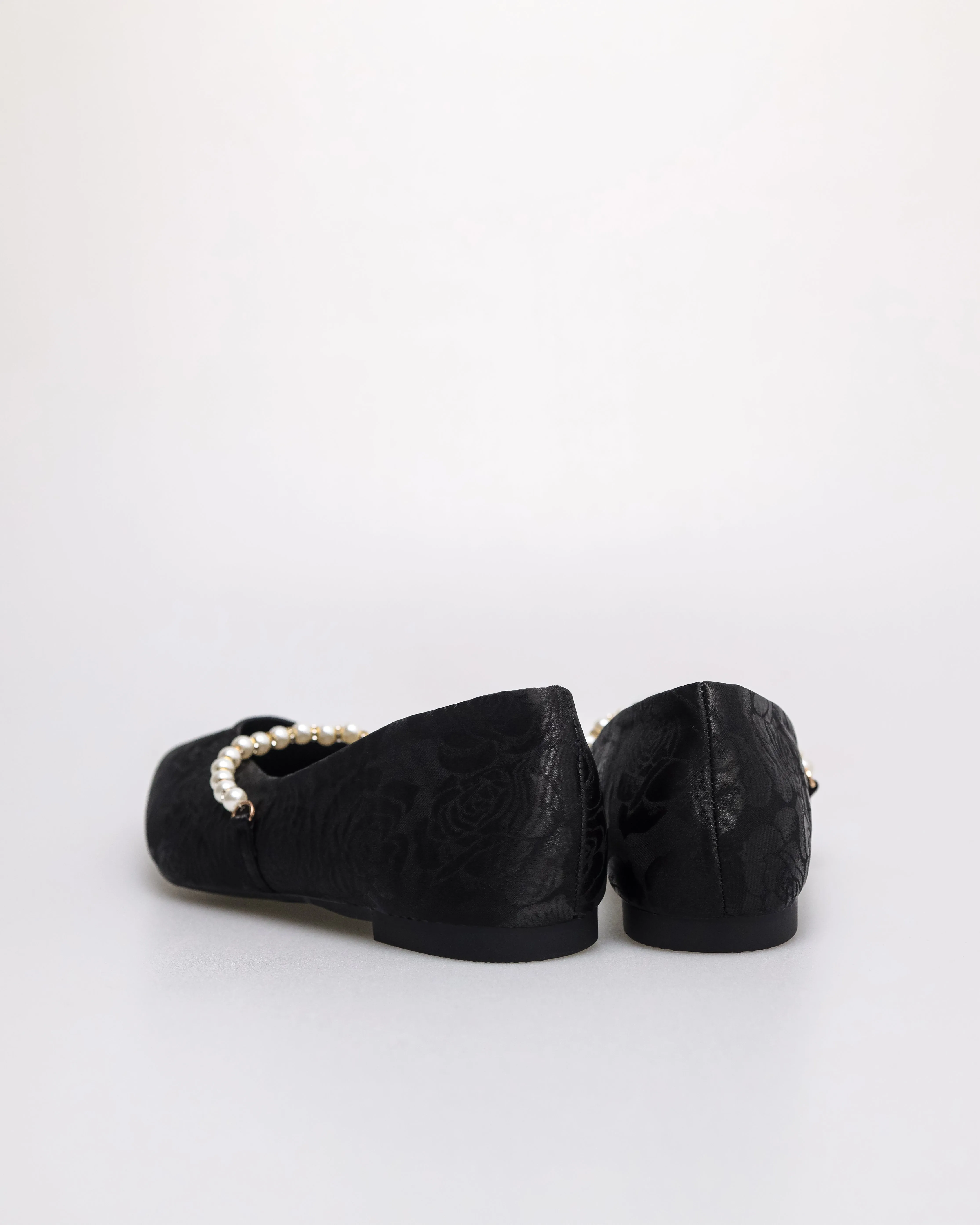Tomaz YX192 Ladies Floral Pearl Flats