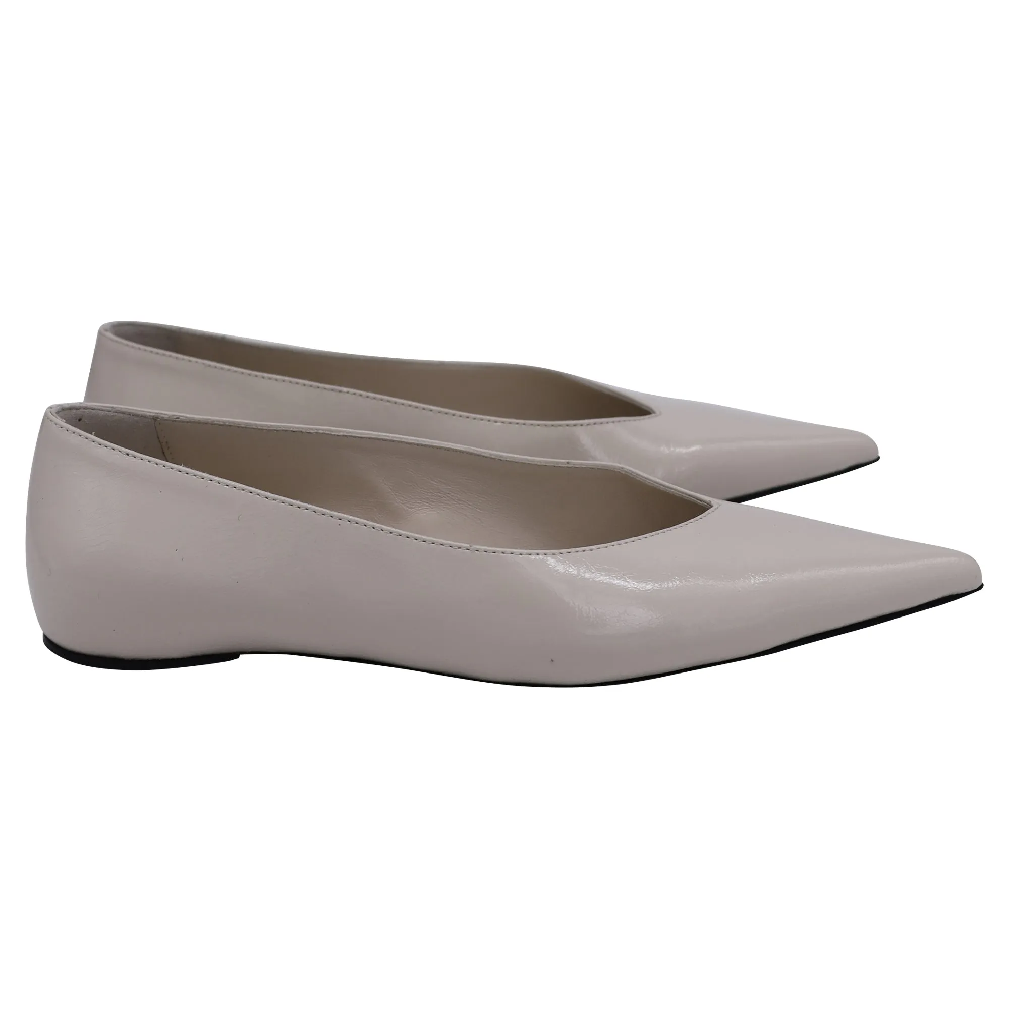 Totme Asymmetric Ballet Flats in Cream Calfskin Leather