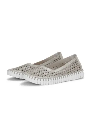 Tulip Ballet Flats In Silver