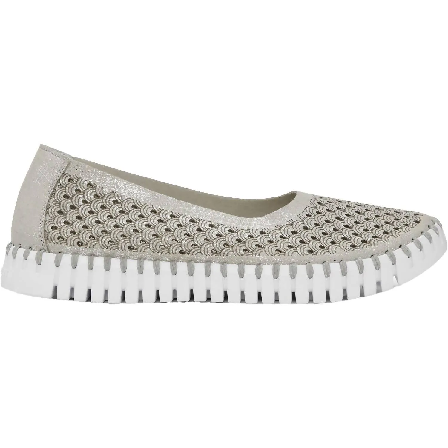 Tulip Ballet Flats In Silver
