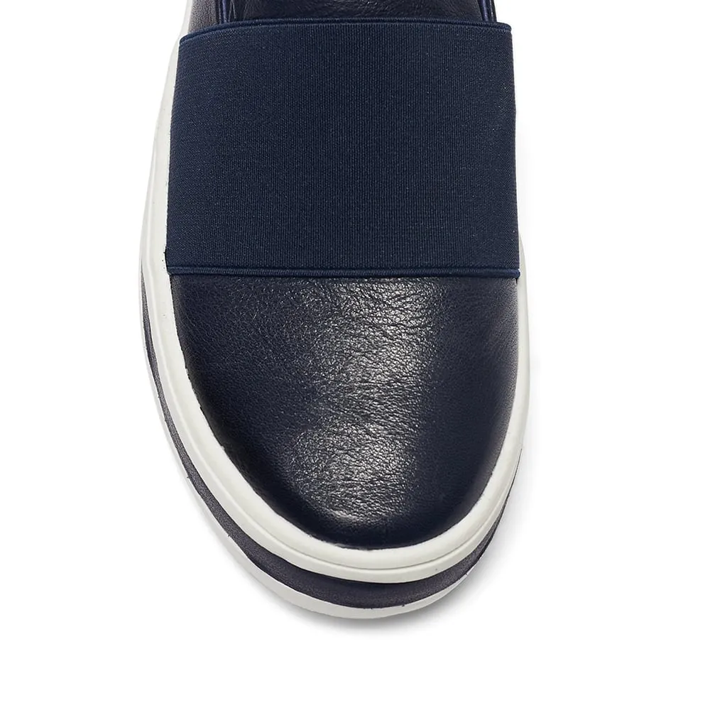 Urban Sneaker in Navy Leather