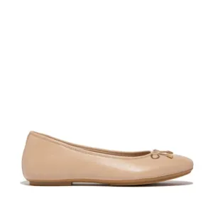 Women Delicato Bow Soft Leather Ballet Flat In Classic Beige