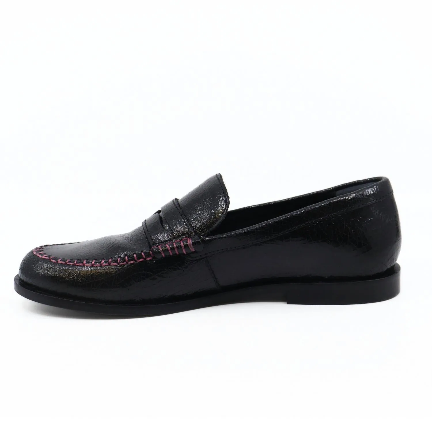 Women's Blanket Stitch Loafer In Black