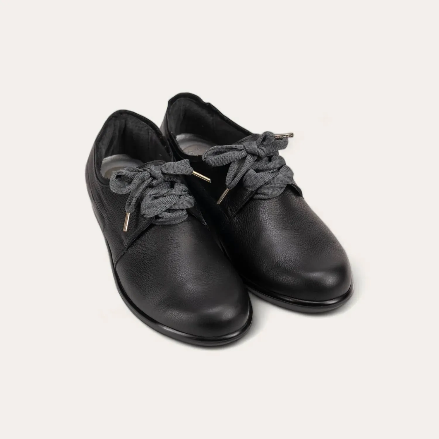 Women's Blizzard Shoe In Black