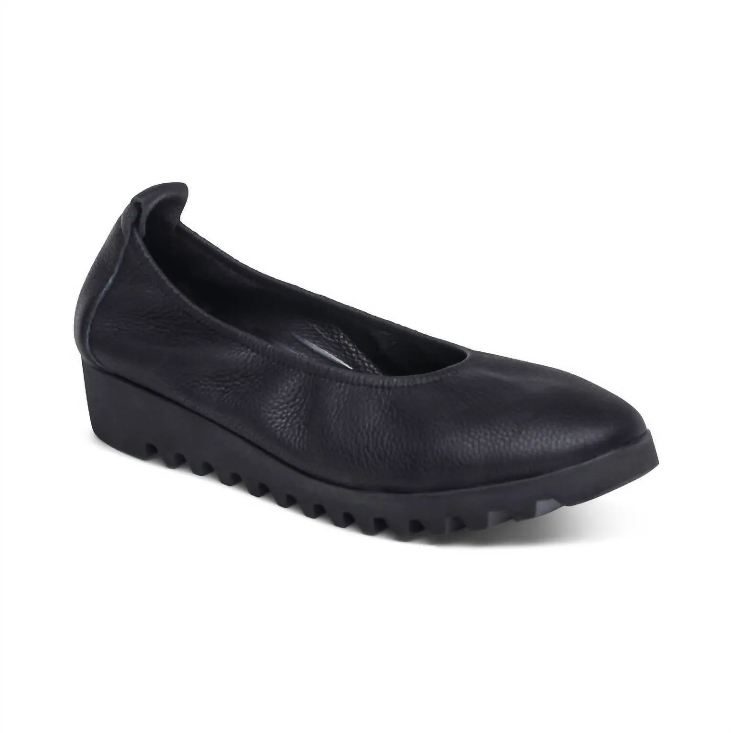 Women's Brianna Flat In Black