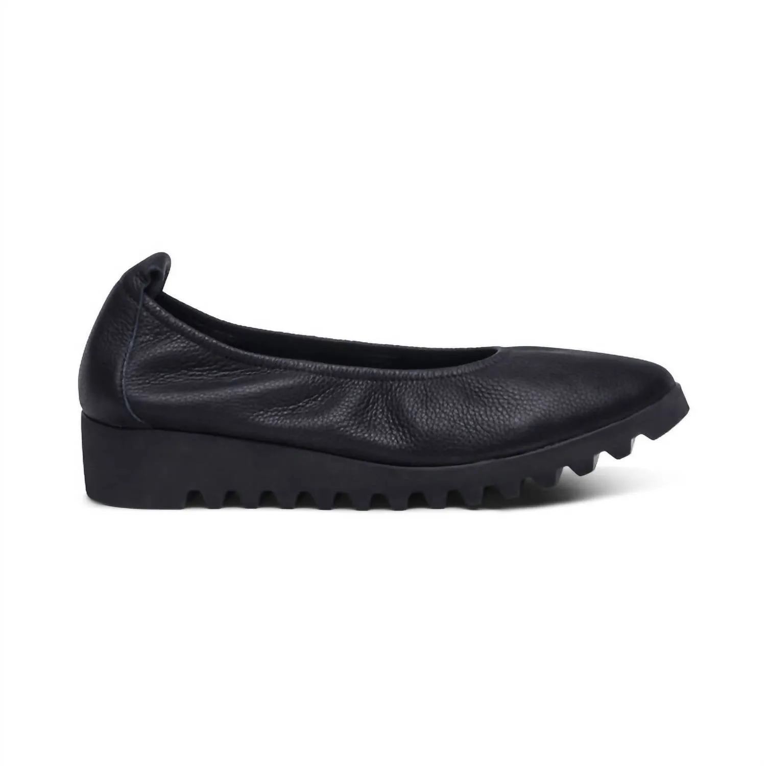 Women's Brianna Flat In Black