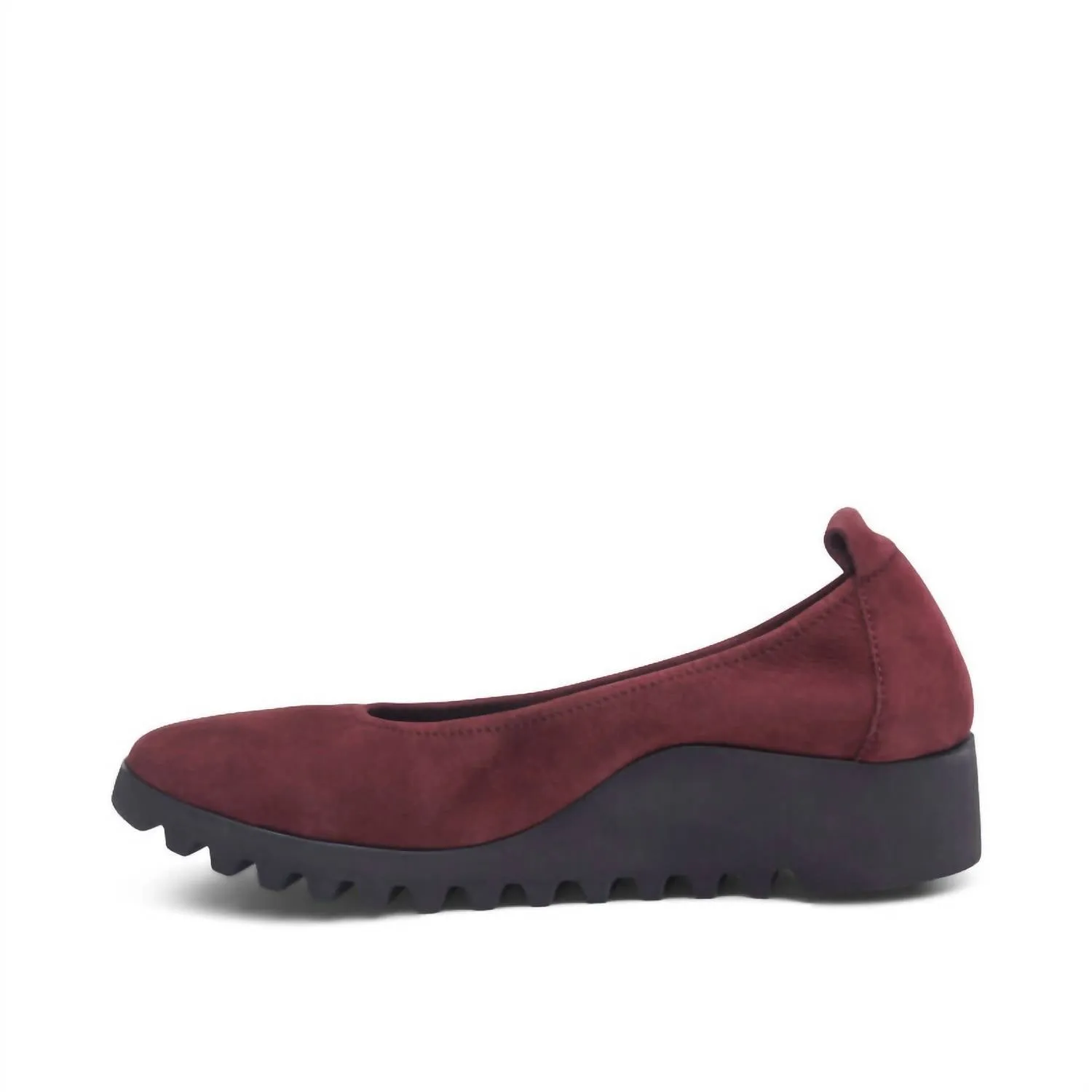 Women's Brianna Slip-On Ballet Flat In Burgendy