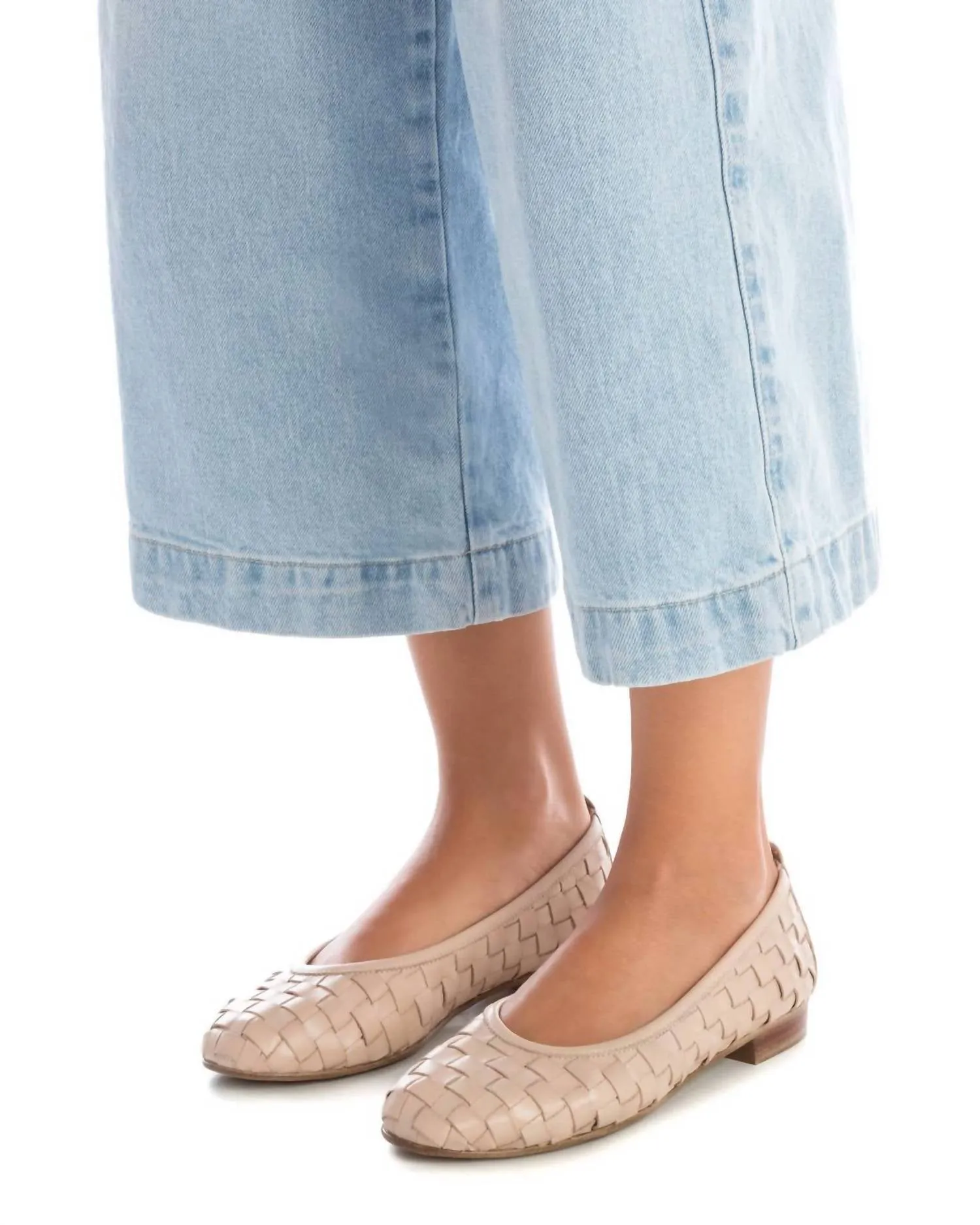 Women's Carmela Ballerinas In Beige