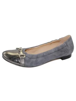 Women's Chloe Flats In Grey Suede/patent Leather/calfskin Leather