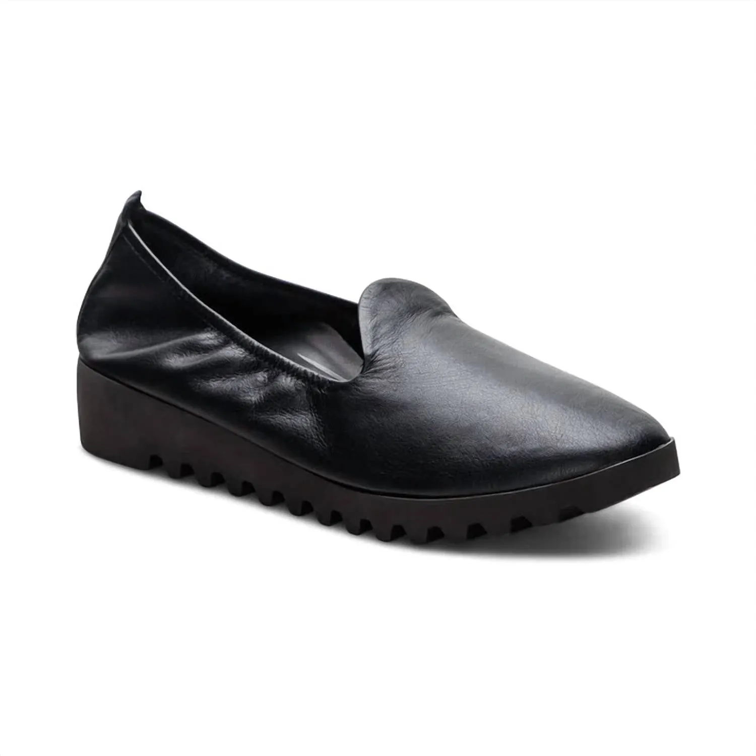Women's Liz Arch Support Slip-On Loafer In Black Top